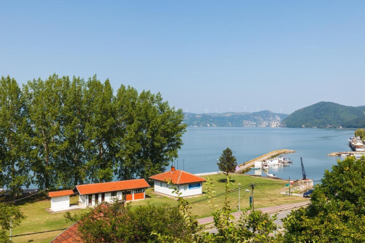 Apartmani Porto Golubac Extérieur photo