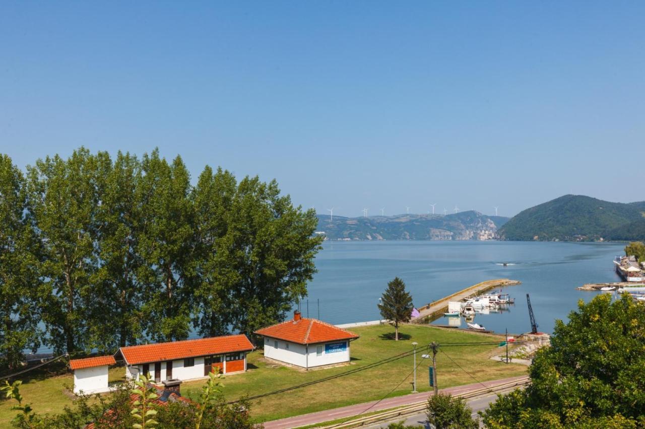 Apartmani Porto Golubac Extérieur photo